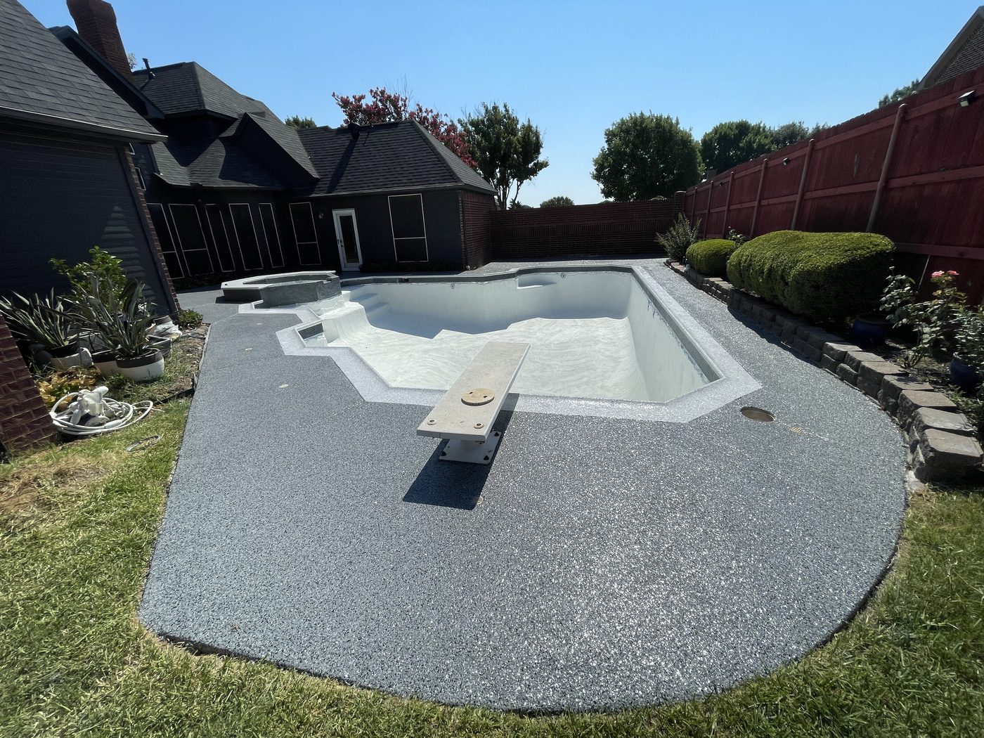 Pool surround